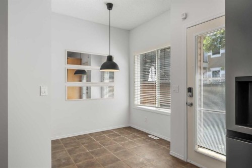 301 Strathaven Mews, Strathmore, AB - Indoor Photo Showing Other Room