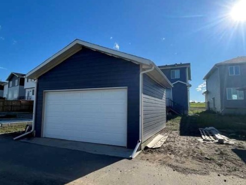 1919 Mccaskill Drive, Crossfield, AB 