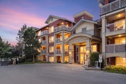 140-22 Richard Place SW Calgary, AB T3E 7N6