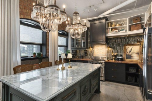 603-240 11 Avenue Sw, Calgary, AB - Indoor Photo Showing Kitchen With Upgraded Kitchen