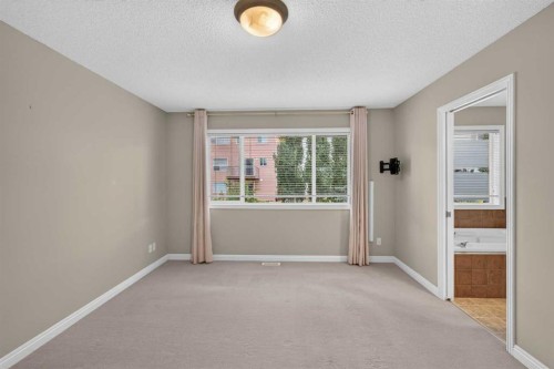 25 Panamount Rise Nw, Calgary, AB 