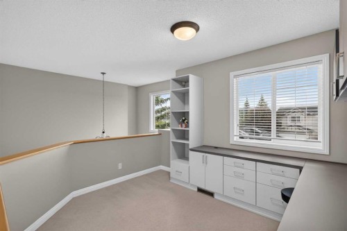 25 Panamount Rise Nw, Calgary, AB 