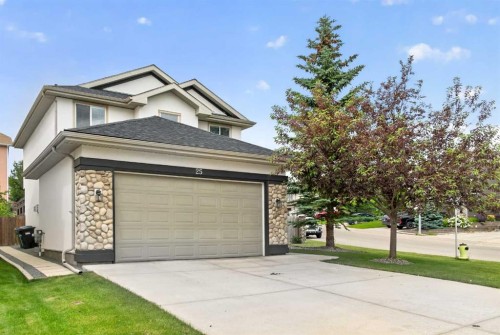 25 Panamount Rise Nw, Calgary, AB 