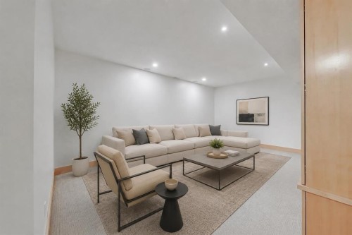 17 Somme Boulevard Sw, Calgary, AB 