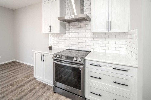 94 Yorkstone Heath Sw, Calgary, AB 