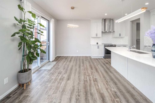 94 Yorkstone Heath Sw, Calgary, AB 
