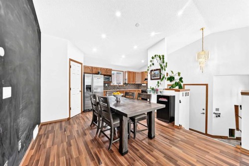 32 Cimarron Meadows Way, Okotoks, AB - Indoor Photo Showing Dining Room