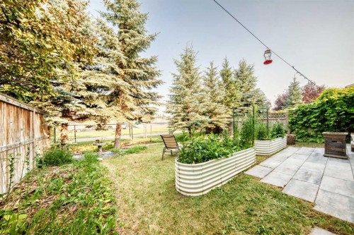 32 Cimarron Meadows Way, Okotoks, AB - Outdoor