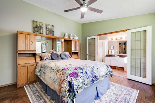 51328 Range Road 231, Sherwood Park, AB - Indoor Photo Showing Bedroom