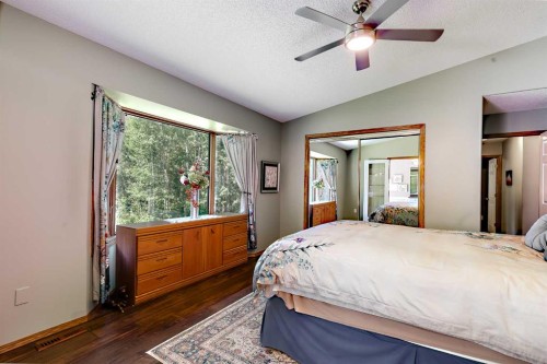 51328 Range Road 231, Sherwood Park, AB - Indoor Photo Showing Bedroom