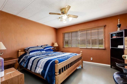 51328 Range Road 231, Sherwood Park, AB - Indoor Photo Showing Bedroom