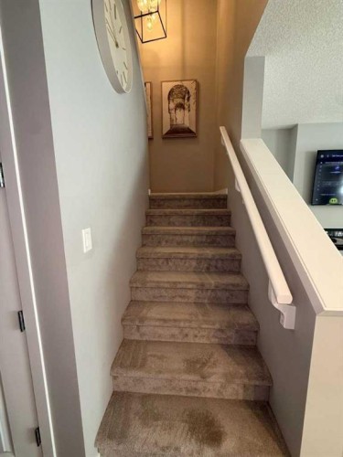198 Howse Drive Ne, Calgary, AB 