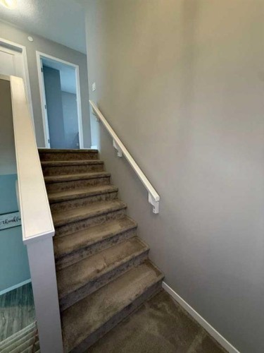 198 Howse Drive Ne, Calgary, AB 