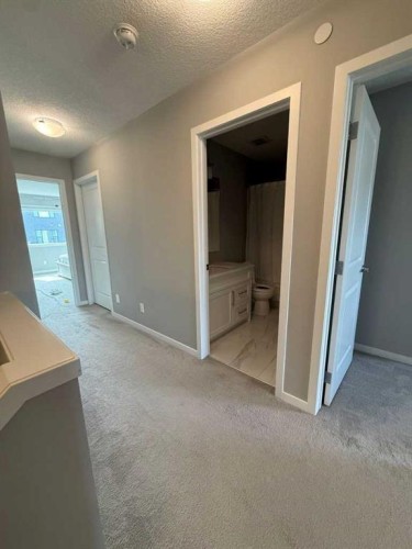 198 Howse Drive Ne, Calgary, AB 