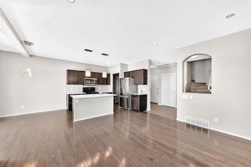 277 Saddlecrest Way Ne, Calgary, AB 
