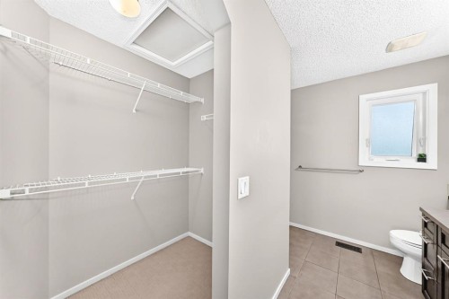 277 Saddlecrest Way Ne, Calgary, AB 