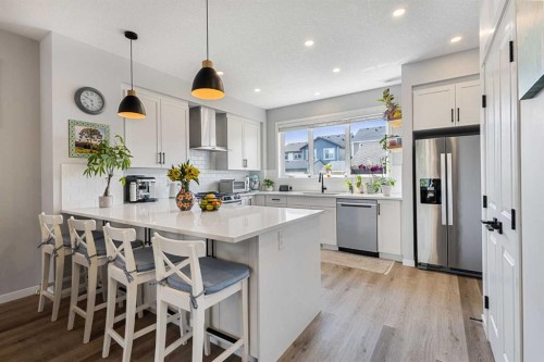 327 Masters Row Se, Calgary, AB 