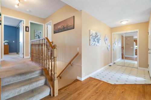 32 Beddington Road Ne, Calgary, AB - Indoor Photo Showing Other Room