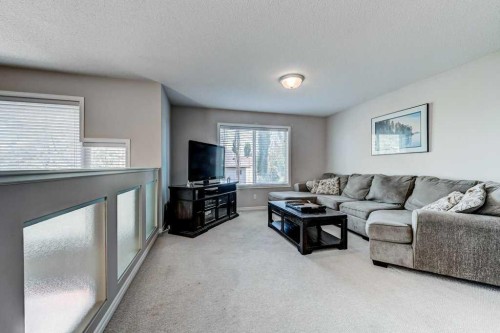 11 Cranfield Link Se, Calgary, AB 