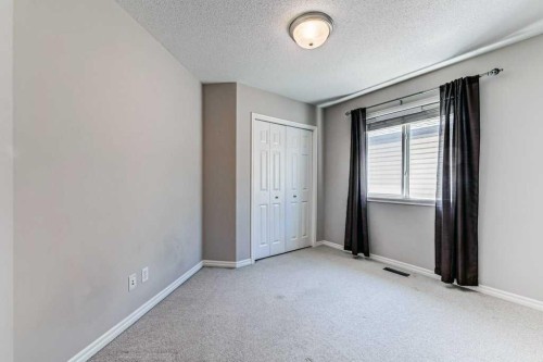 11 Cranfield Link Se, Calgary, AB 
