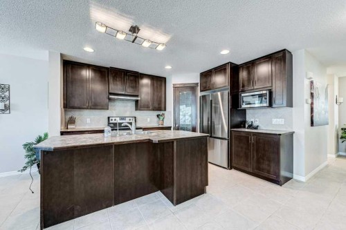 11 Cranfield Link Se, Calgary, AB 