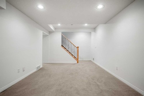 120 Lake Placid Road Se, Calgary, AB - Indoor Photo Showing Other Room