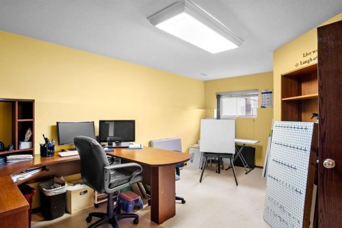 41 Stromsay Gate, Carstairs, AB - Indoor Photo Showing Office