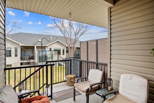 41 Stromsay Gate, Carstairs, AB - Outdoor With Deck Patio Veranda With Exterior