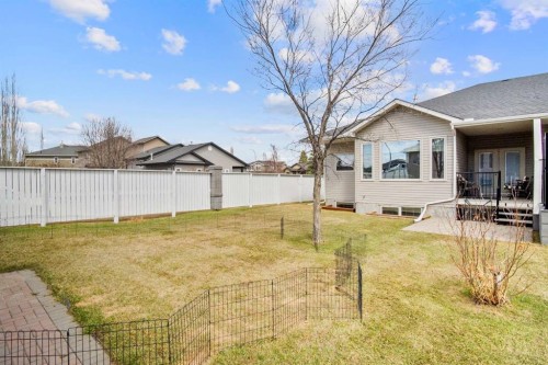 41 Stromsay Gate, Carstairs, AB - Outdoor