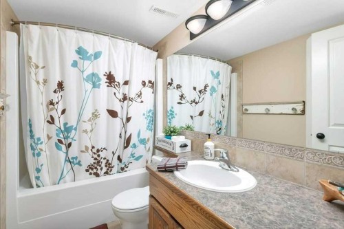 52 Irving Crescent, Red Deer, AB 