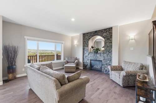 209 Jumping Pound Terrace, Cochrane, AB 