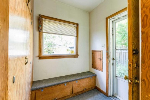 1122 9 Street Nw, Calgary, AB 