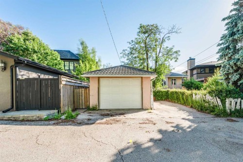 1122 9 Street Nw, Calgary, AB 