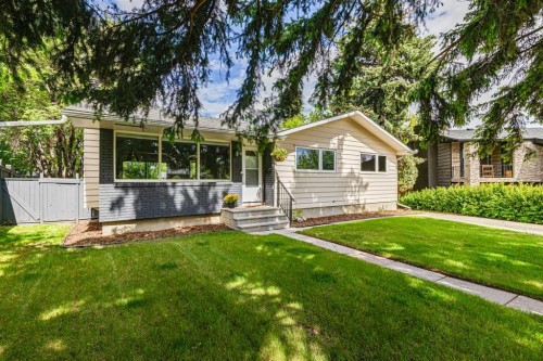 116 Gloucester, Calgary, AB 