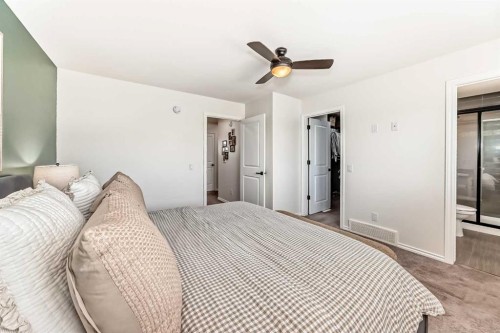 9 Bethune Way, Carstairs, AB 
