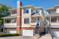 81 Sierra Morena Landing SW Calgary, AB T3H 4K3