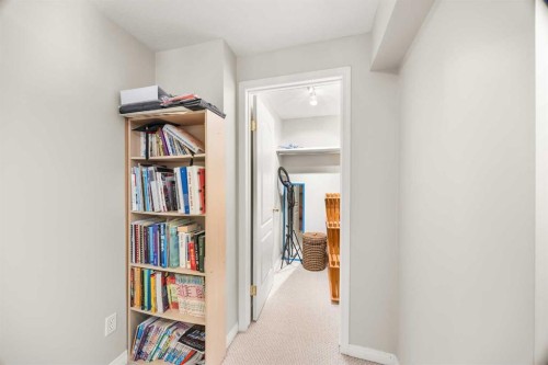 107 Hampshire Close Nw, Calgary, AB - Indoor