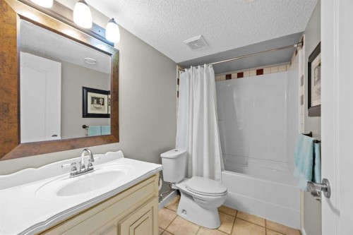 113 Tusslewood Bay Nw, Calgary, AB 