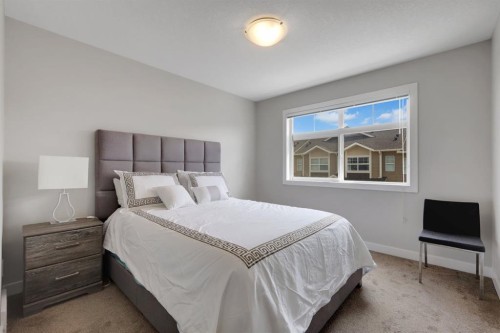 114 Legacy Path Se, Calgary, AB 