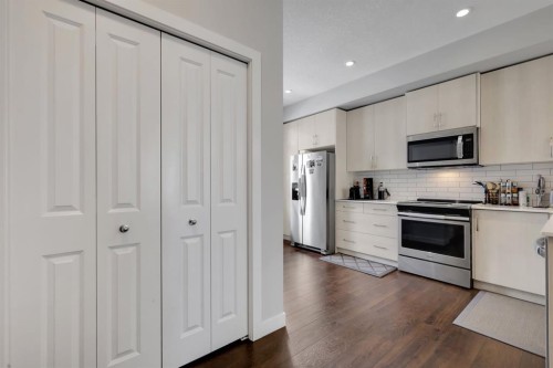 114 Legacy Path Se, Calgary, AB 