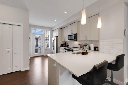 114 Legacy Path Se, Calgary, AB 