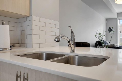 114 Legacy Path Se, Calgary, AB 