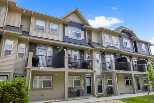 114 Legacy Path Se, Calgary, AB 