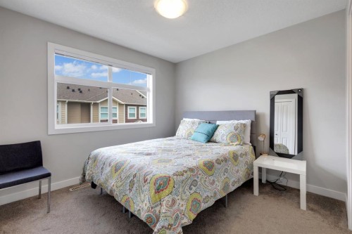 114 Legacy Path Se, Calgary, AB 