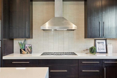1711 27 Street Sw, Calgary, AB - Indoor Photo Showing Kitchen