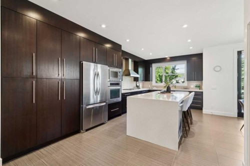 1711 27 Street Sw, Calgary, AB - Indoor Photo Showing Kitchen With Stainless Steel Kitchen With Upgraded Kitchen
