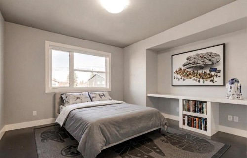 1711 27 Street Sw, Calgary, AB - Indoor Photo Showing Bedroom