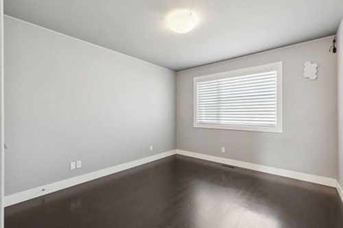1711 27 Street Sw, Calgary, AB - Indoor Photo Showing Other Room