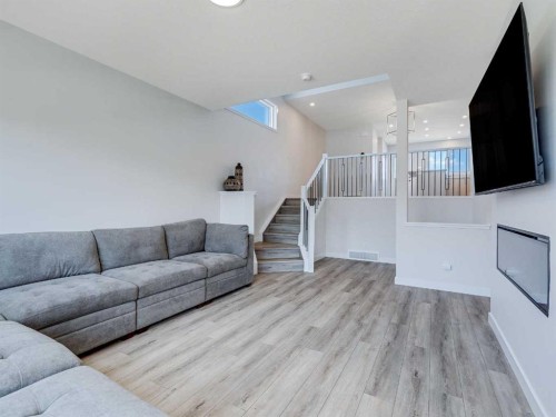 235 Aquila Way Nw, Calgary, AB 