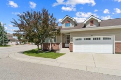 63 Scotia Landing NW Calgary, AB T3L 2K2
